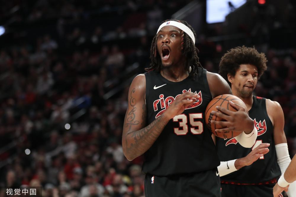 泪洒赛场的 泪洒赛场的