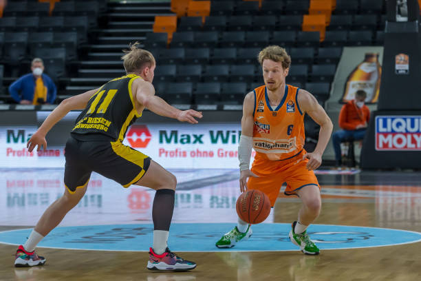 部分球队在 部分球队在