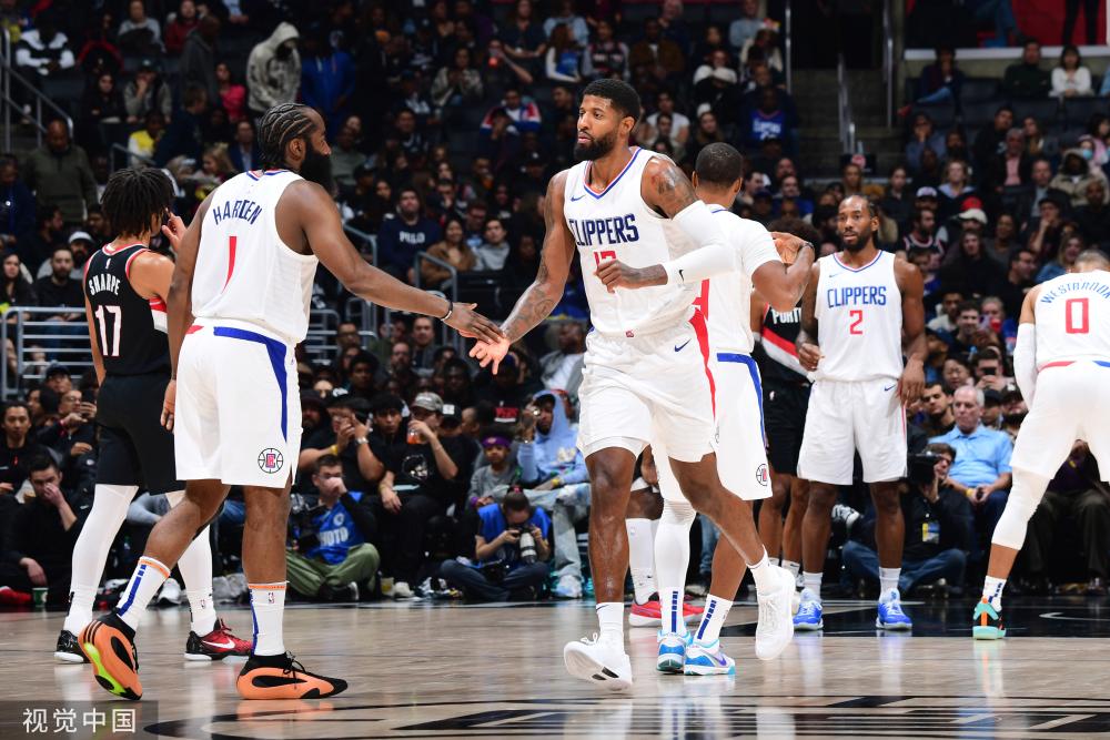 在本轮英超 在本轮英超